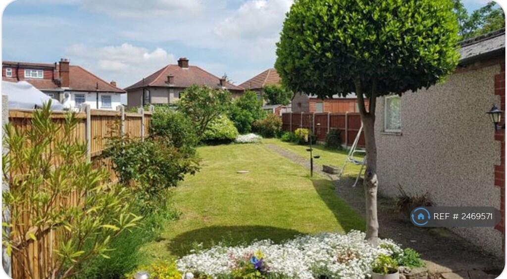 Main image of property: Lynwood Drive, Romford, RM5