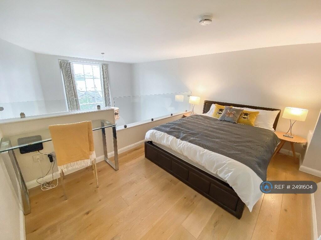 Main image of property: Mcdonald Road, Edinburgh, EH7