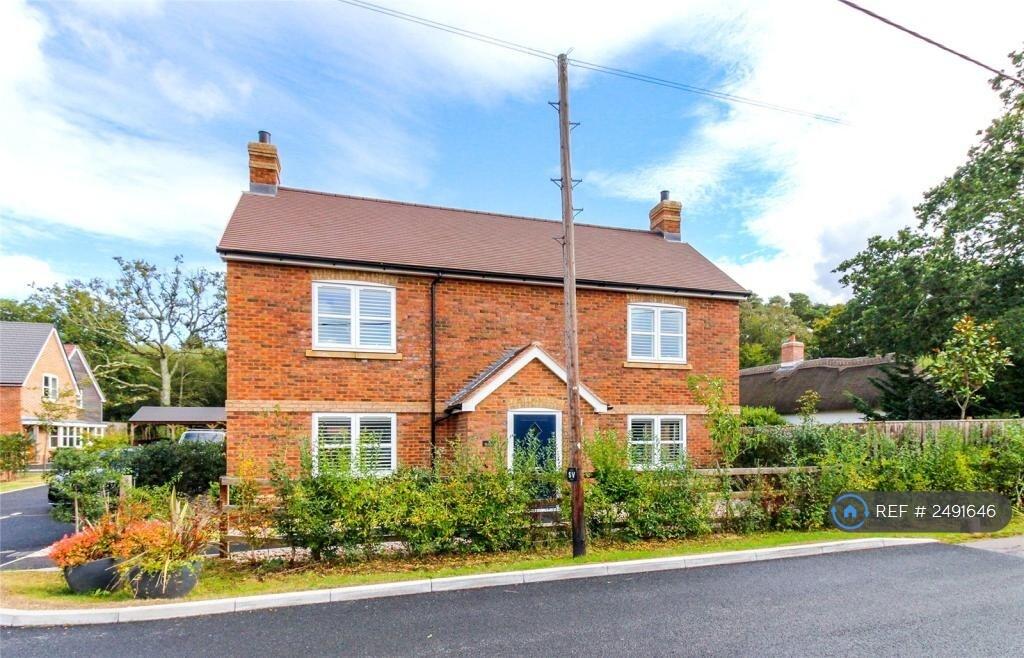 Main image of property: Sika Rise, Bransgore, Christchurch, BH23