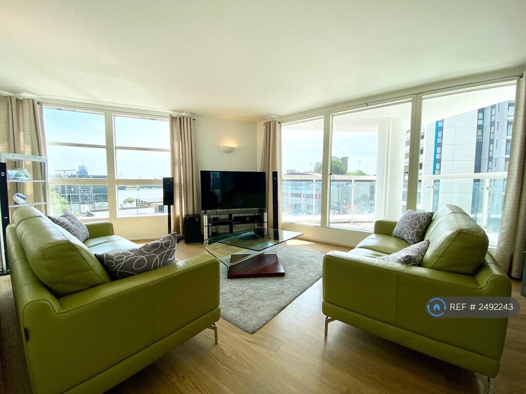 Main image of property: Aurora Building, London, E14