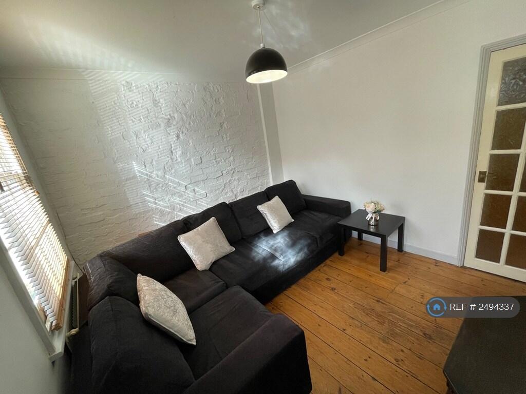 Main image of property: Upper Crown Street, Reading, RG1