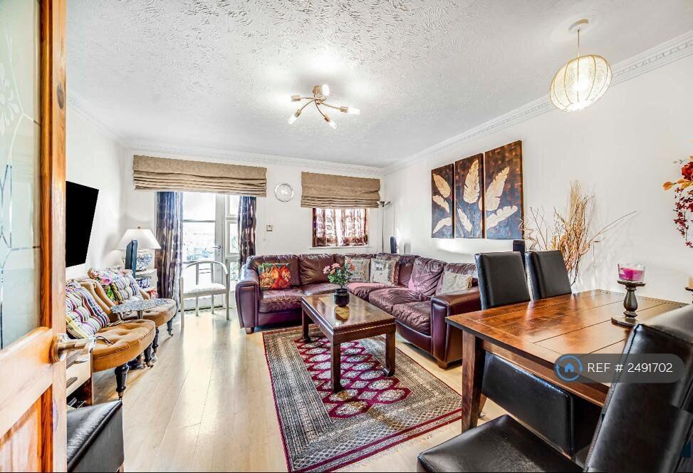 Main image of property: Exeter Road, London, E17