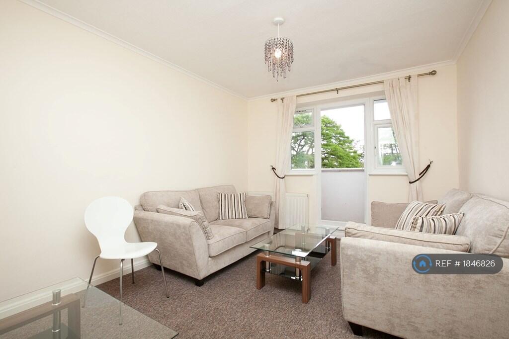 Main image of property: Wilton Court, London, N10