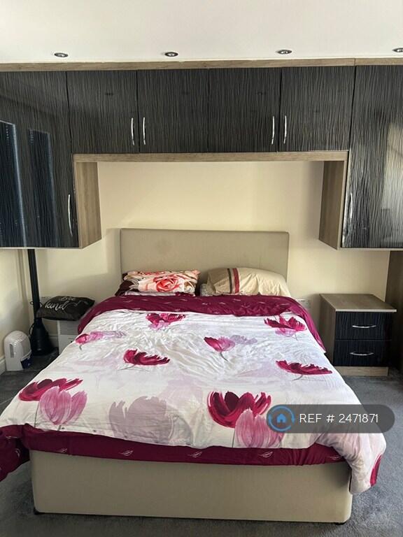 Main image of property: Hounslow Road, Hanworth, Feltham, TW13