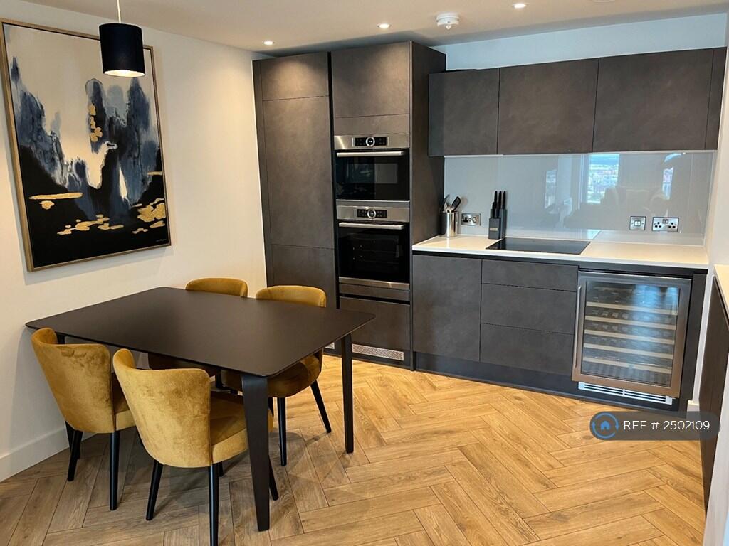 Main image of property: Elizabeth Tower, Manchester, M15