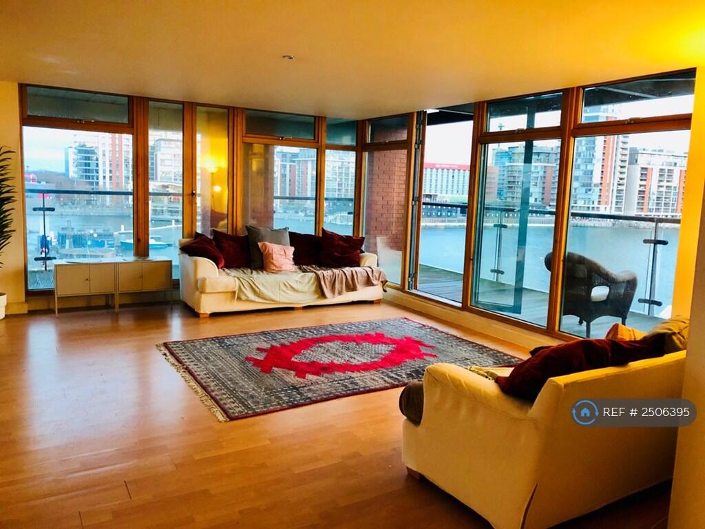 Main image of property: Western Beach Apartments, London, E16