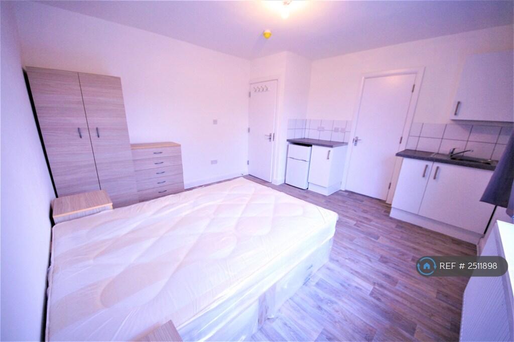 Main image of property: Crawley Green Road, Luton, LU2