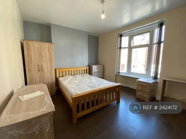 Main image of property: Beckingham Road, Leicester, LE2