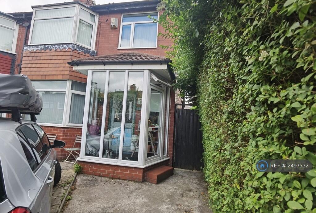 Main image of property: Beech Avenue, Whitefield, Manchester, M45