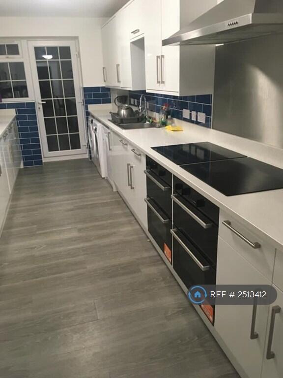 Main image of property: Broadwater Crescent, Stevenage, SG2