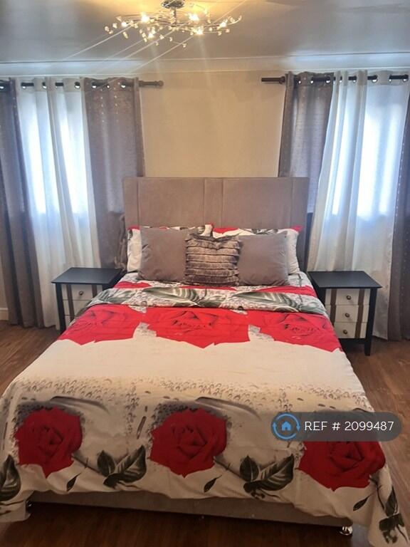 Main image of property: Swansea Court, London, E16
