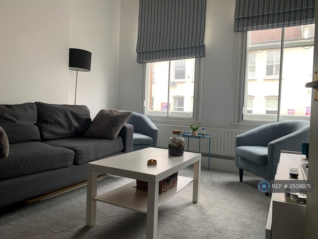 Main image of property: New Kings Road, London, SW6