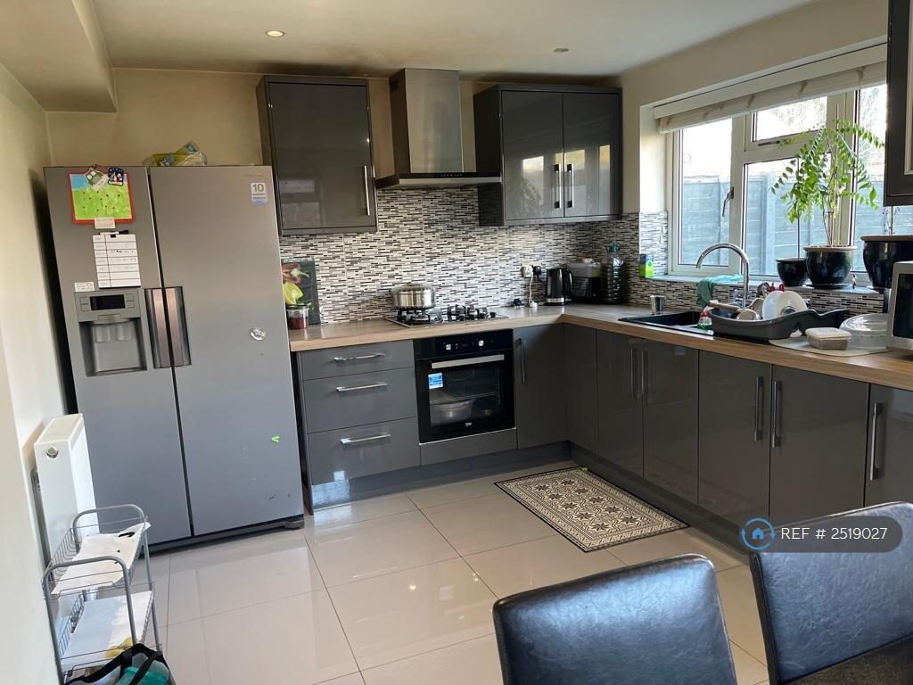 Main image of property: Wingate Road, Dunstable, LU5