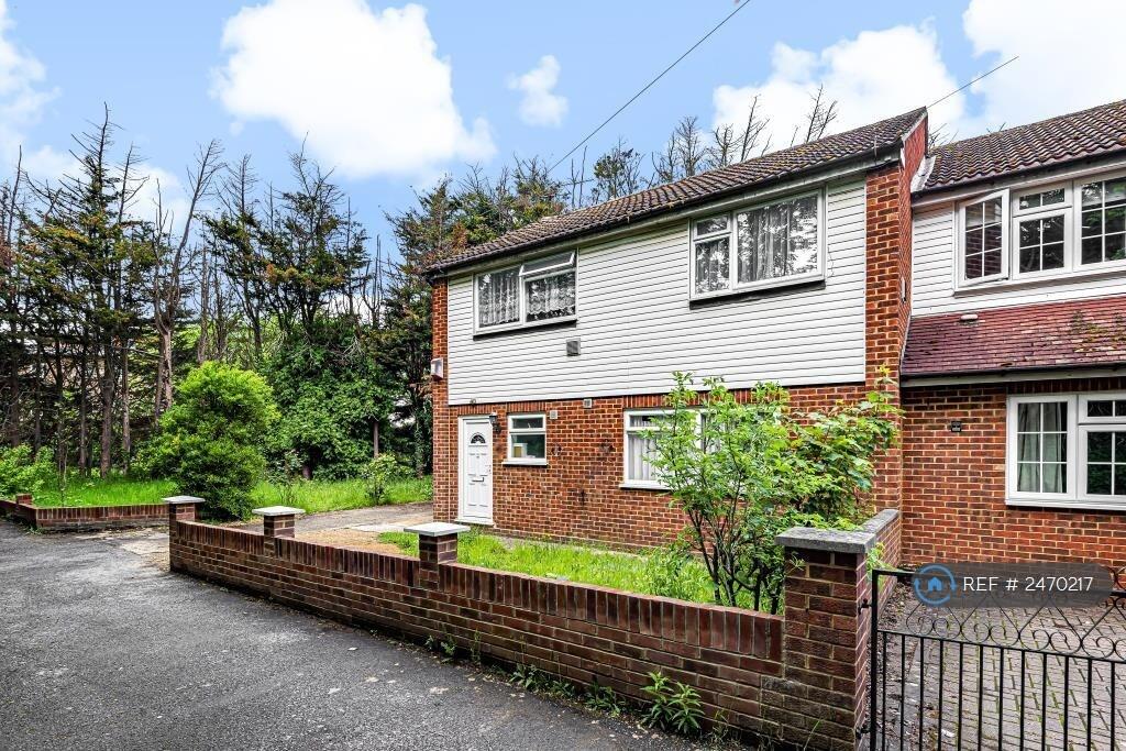 Main image of property: Staines Road East, Sunbury-On-Thames, TW16