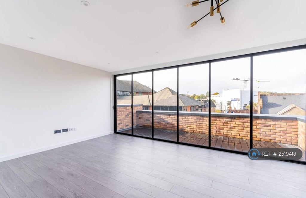 Main image of property: High Street, London, CR8