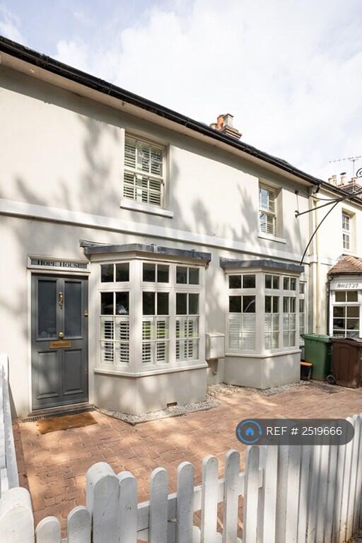 Main image of property: Langton Road, Langton Green, Tunbridge Wells, TN3