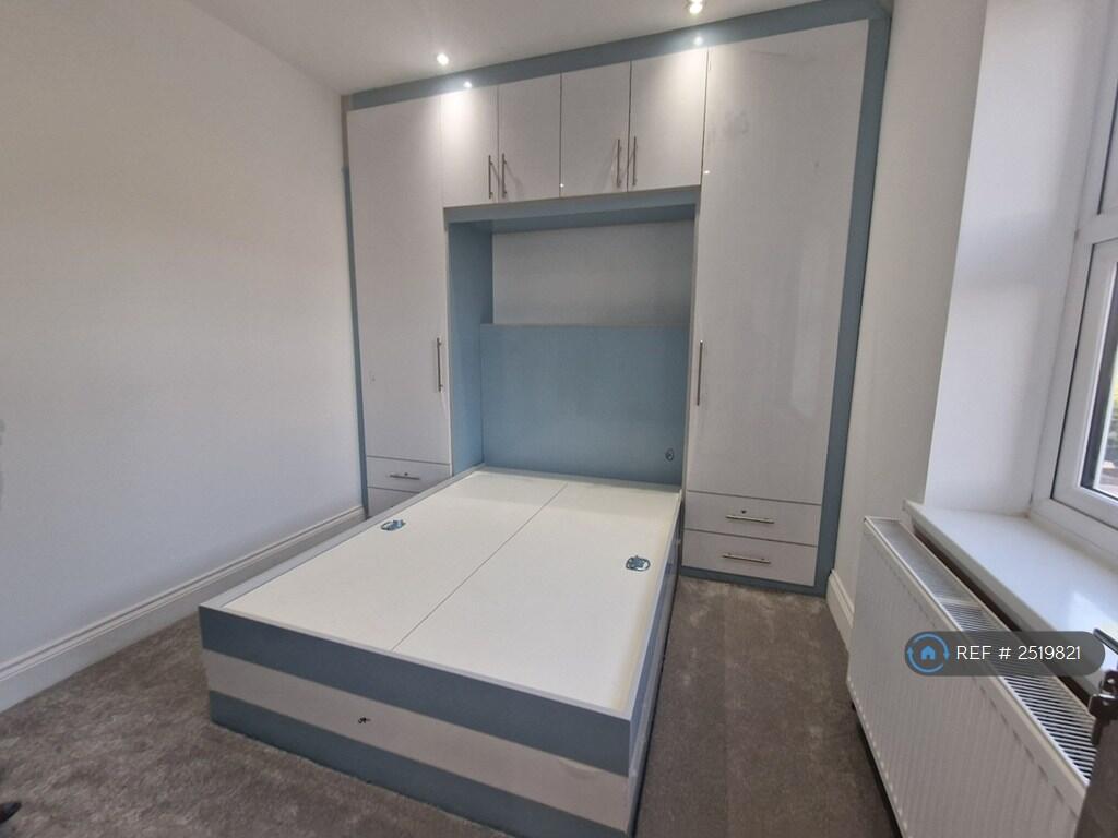 Main image of property: Carshalton Road, Sutton, SM1