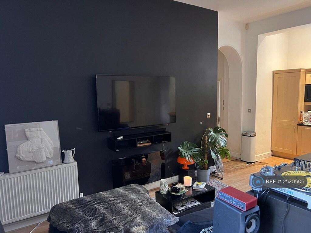 Main image of property: Clarendon House, Nottingham, NG1