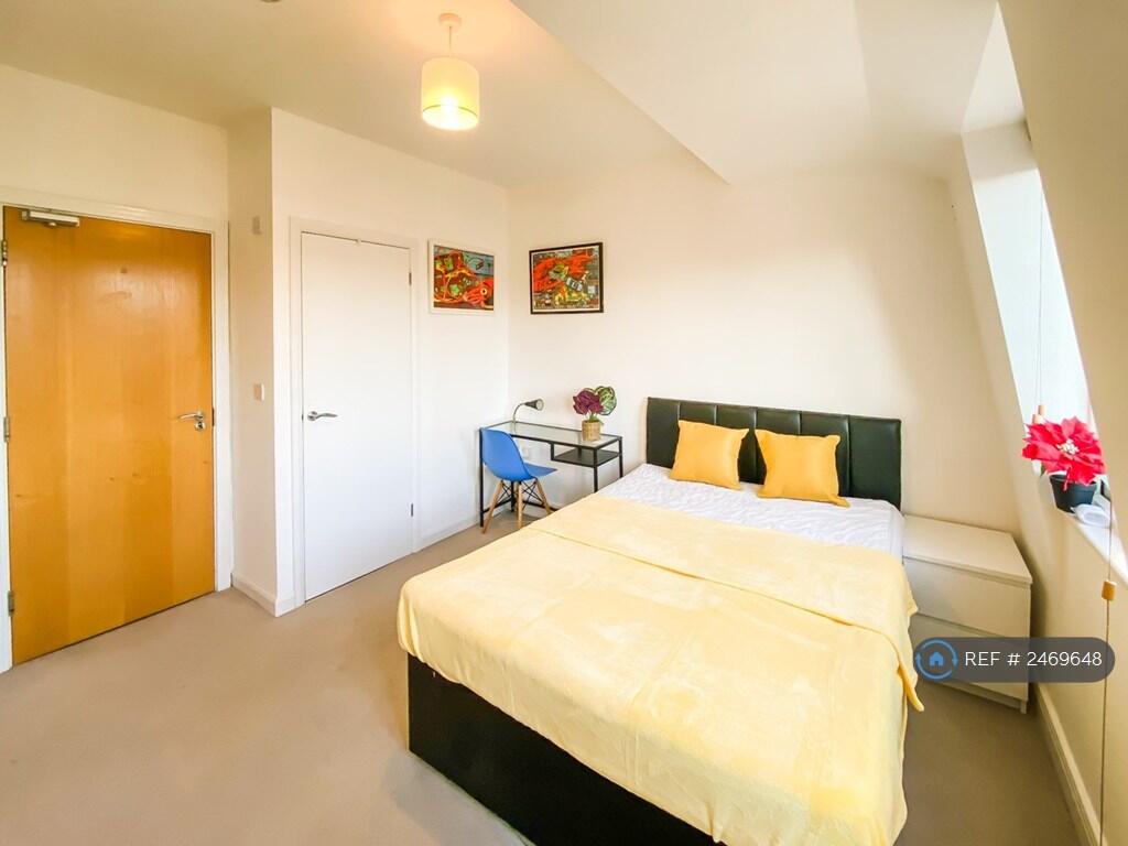 Main image of property: Franklin Place, London, SE13