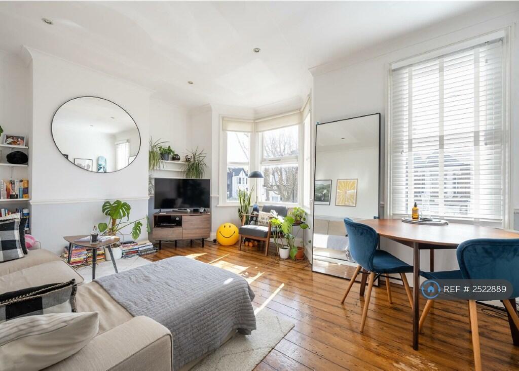 Main image of property: Orford Road, London, E17