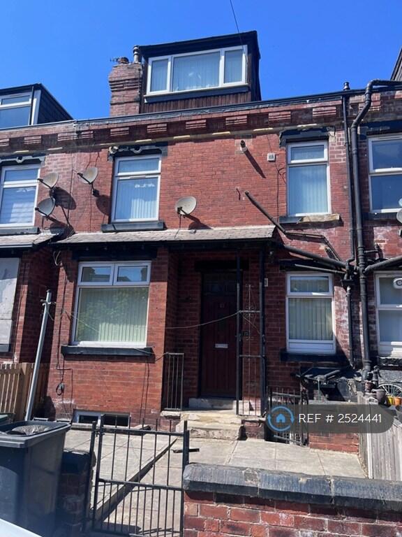 Main image of property: Arthington Grove, Leeds, LS10