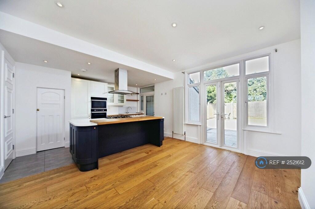 Main image of property: London Road, Thornton Heath, CR7