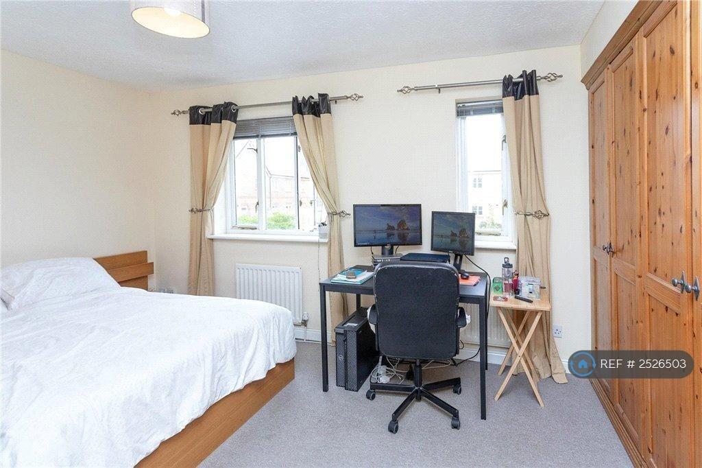 Main image of property: Fishers Field, Buckingham, MK18
