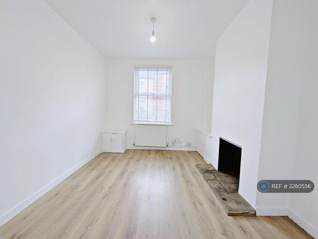 Main image of property: Uppingham Street, Northampton, NN1