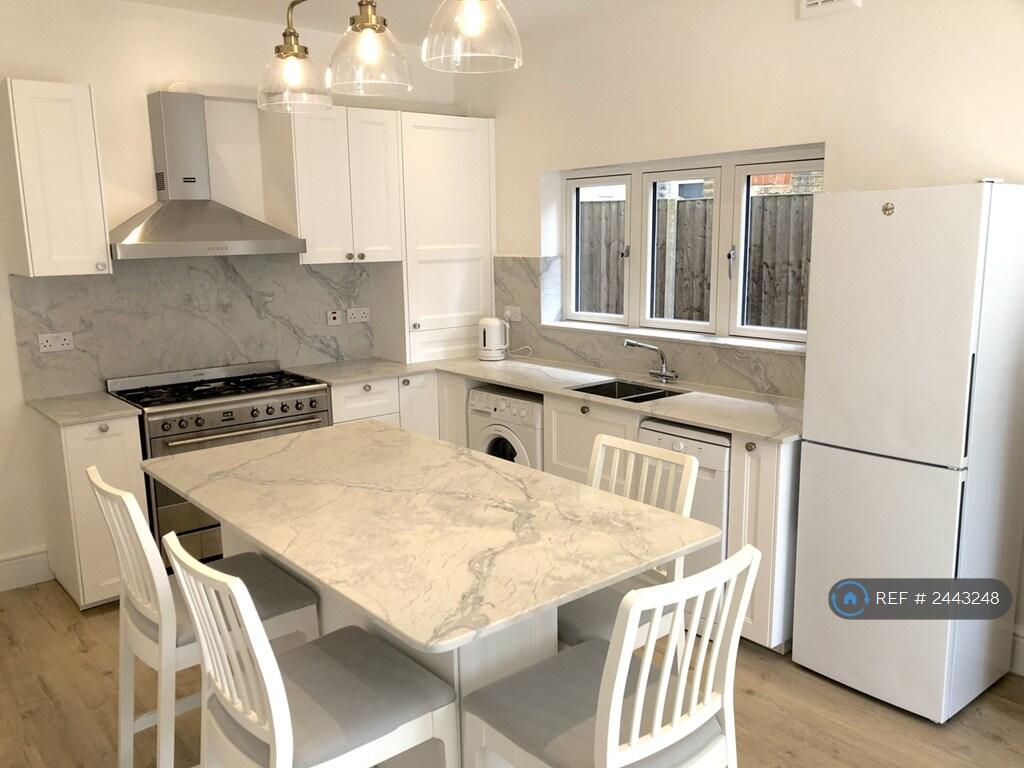 Main image of property: Bavent Road, London, SE5