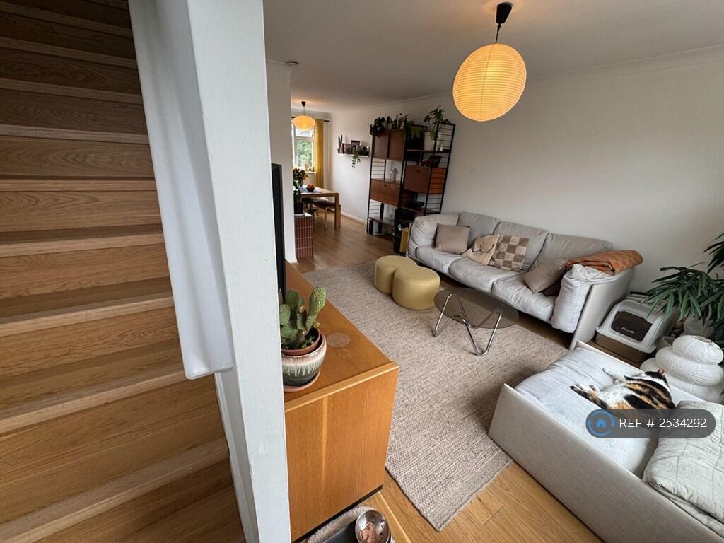Main image of property: Willridge Court, London, E11