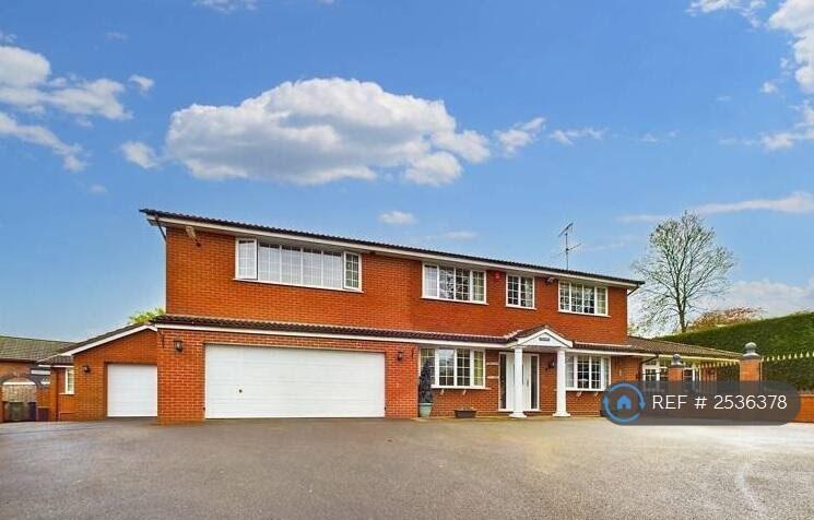 Main image of property: Uttoxeter Road, Blythe Bridge, Stoke-On-Trent, ST11