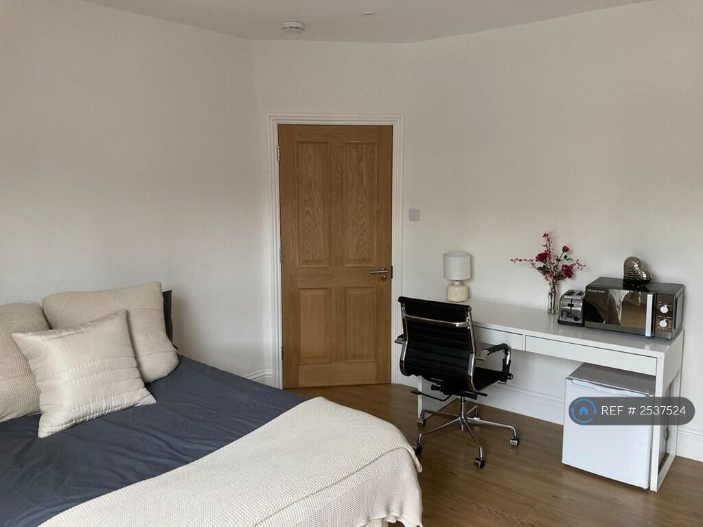Main image of property: Westland Road, Watford, WD17