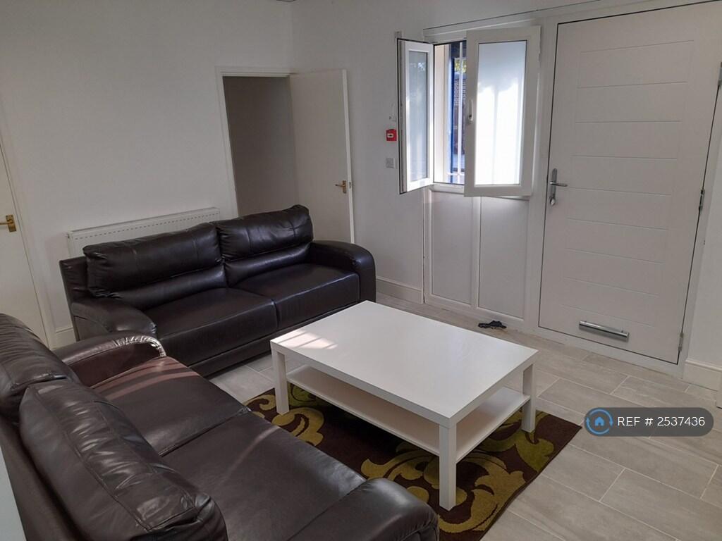 Main image of property: Perivale, Perivale, Ealing, UB6
