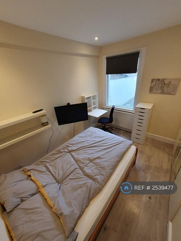 Main image of property: Manor Road, London, SE25