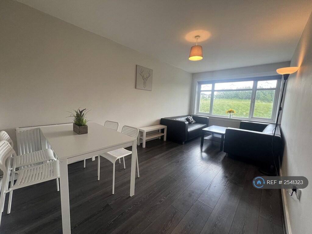 Main image of property: Hmo Wester Common Road, Glasgow, G22