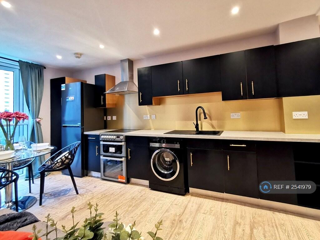 Main image of property: Millharbour, London, E14