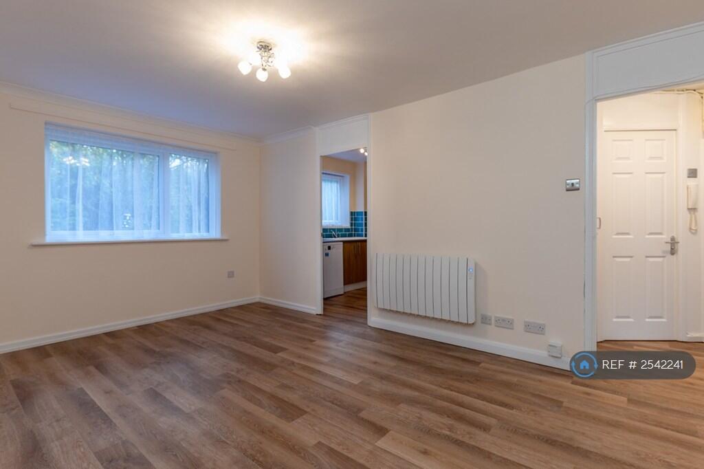 Main image of property: Valley Green, Hemel Hempstead, HP2