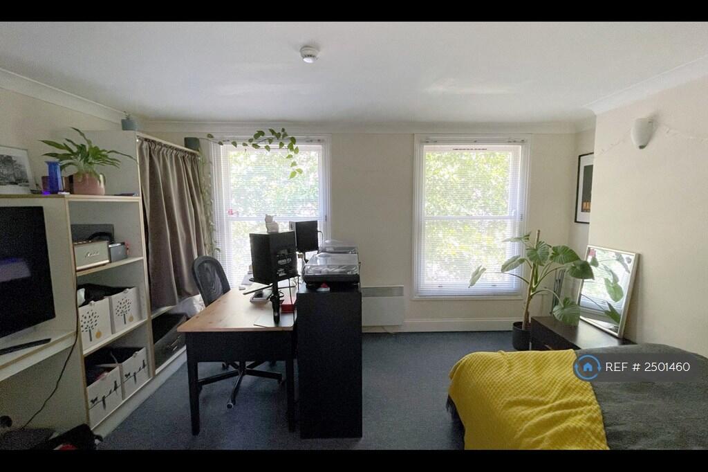 Main image of property: New Cross Road, London, SE14