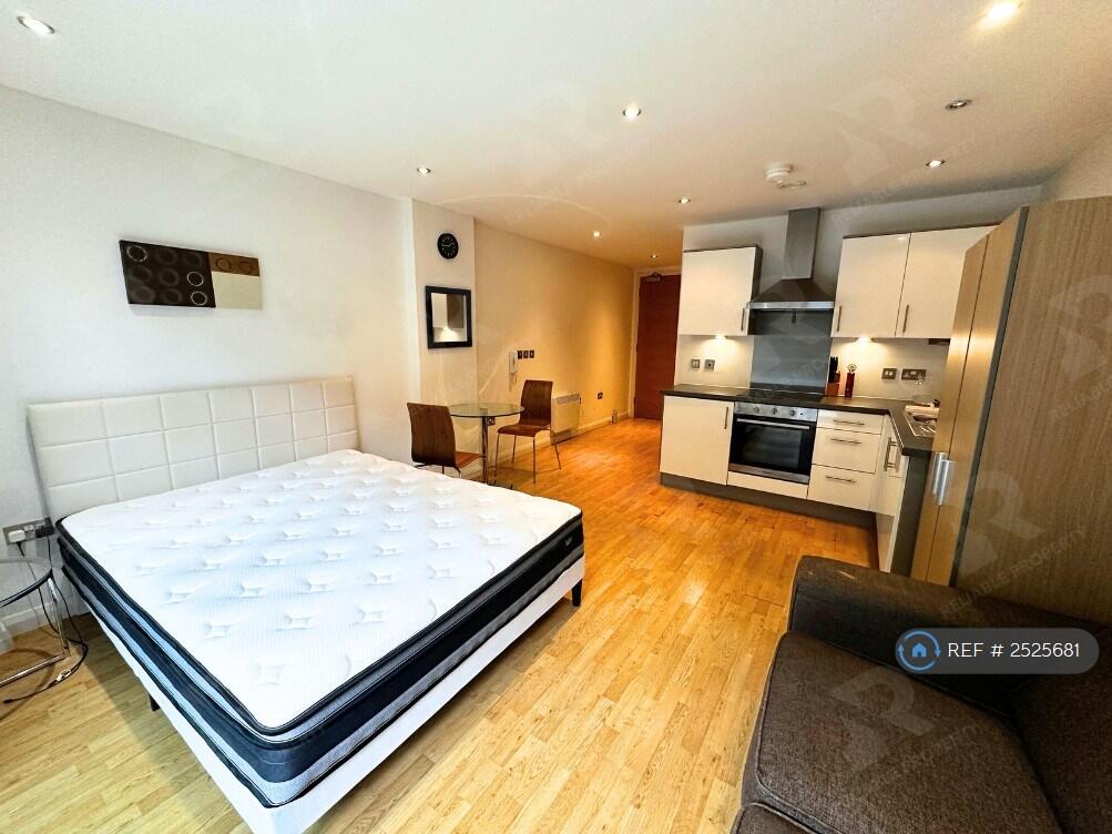 Main image of property: Brewery Wharf, Leeds, LS10