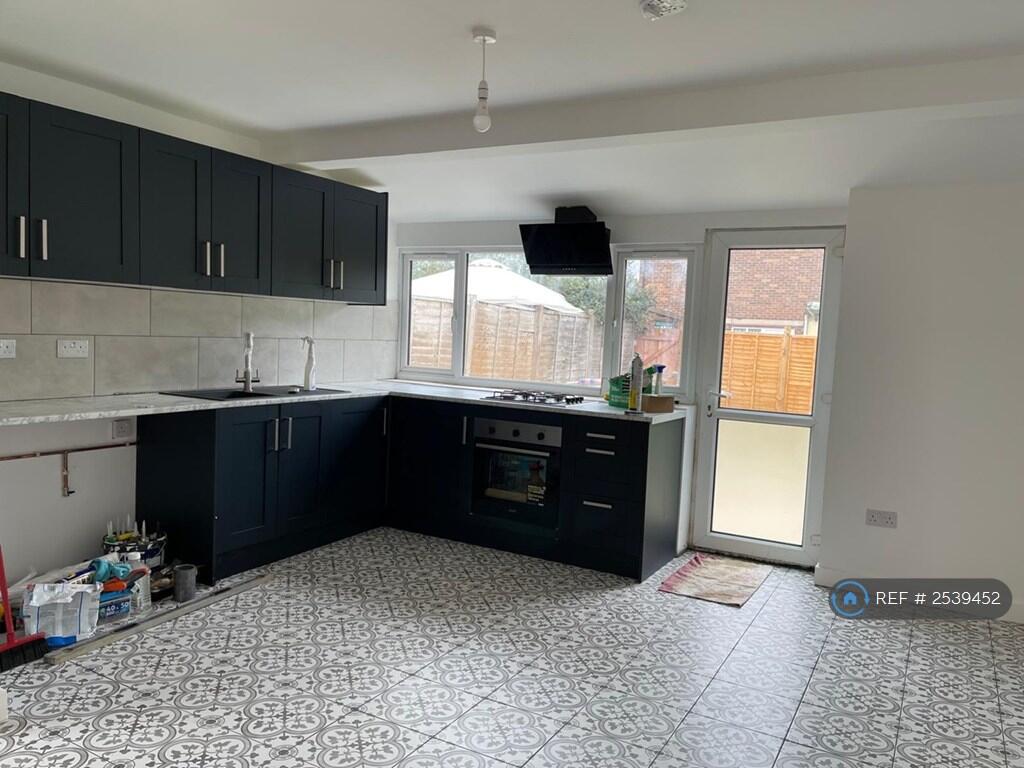 Main image of property: Bower Way, Slough, SL1