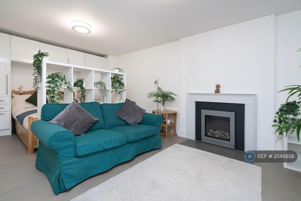 Main image of property: Malta Terrace, Edinburgh, EH4
