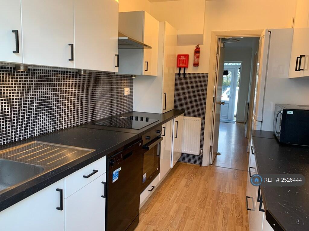 Main image of property: Kidbrooke Park Road, London, SE3