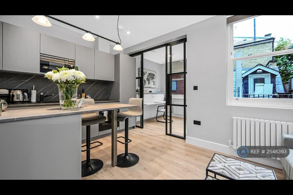 Main image of property: Islington Park Street, London, N1