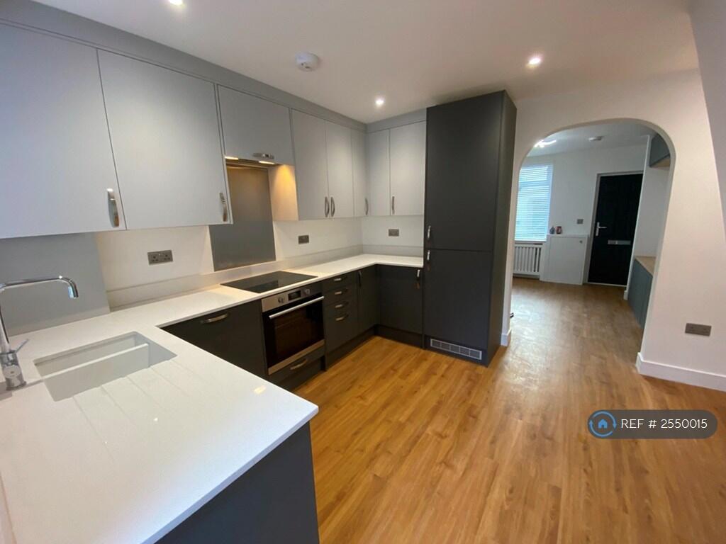 Main image of property: Park Lane, Macclesfield, SK11