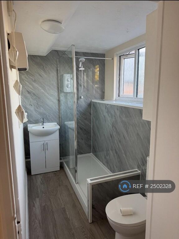 Main image of property: Herriotts Lane, Wellingborough, NN8