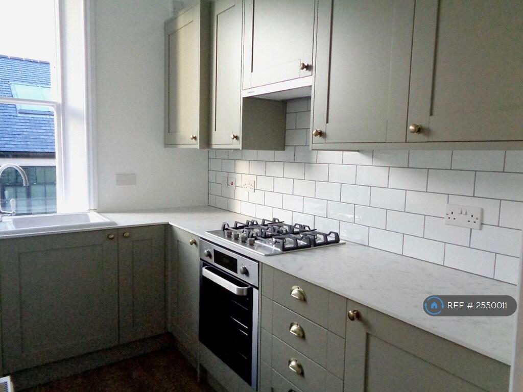 Main image of property: Regents Park Road, London, NW1