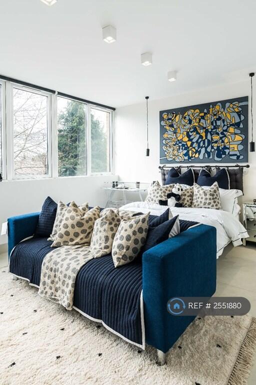 Main image of property: Dunstable Road, Luton, LU4