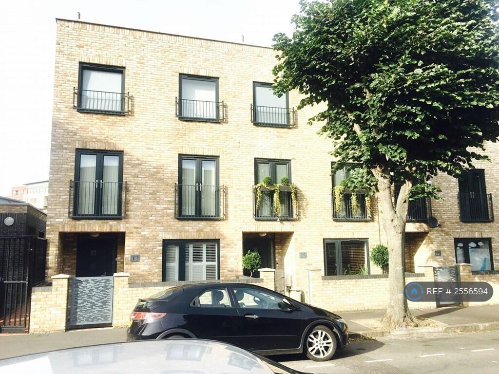 Main image of property: Queens Road West, London, E13
