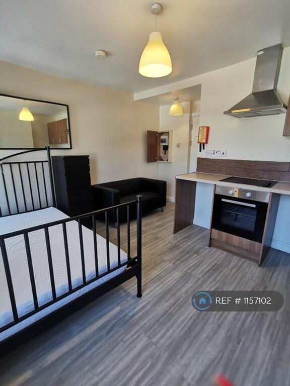 Main image of property: County Rd, Swindon, SN1