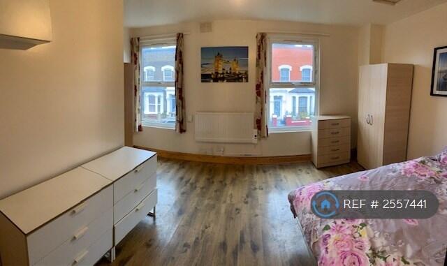 Main image of property: Thorpedale Road, London, N4